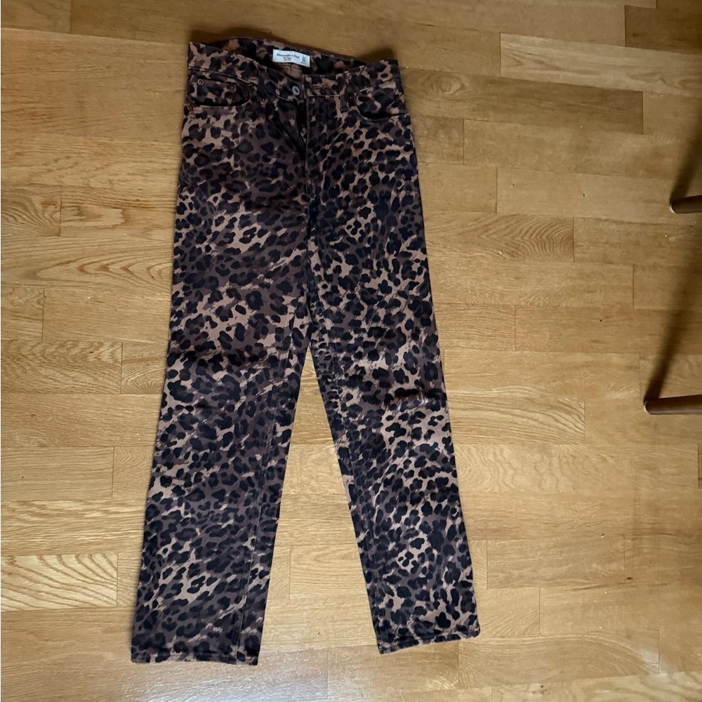 Abercrombie & Fitch Leopard Pants